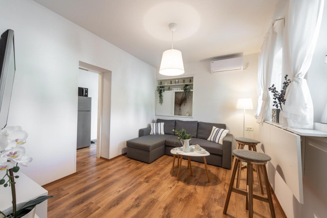 Apartment Near Old Town, Free Parking & Huge Garden Дубровник Екстериор снимка